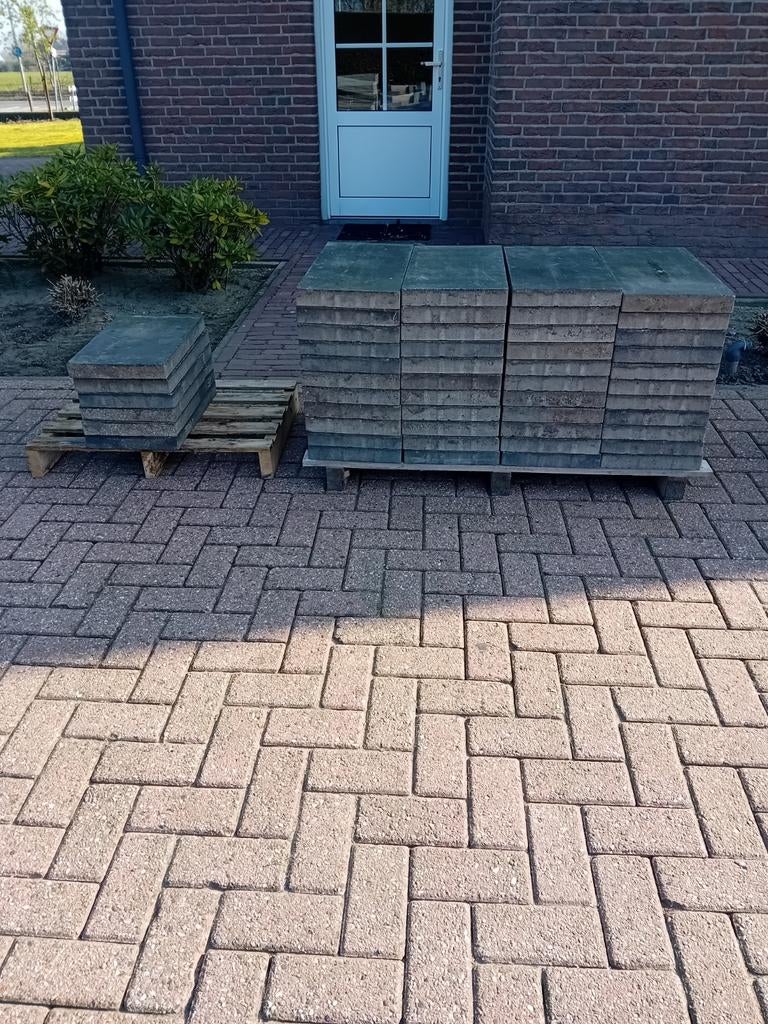 31 antraciet tegels 30 x 60 x 4 cm en 6 rest stukken, Tuin en Terras, Ophalen