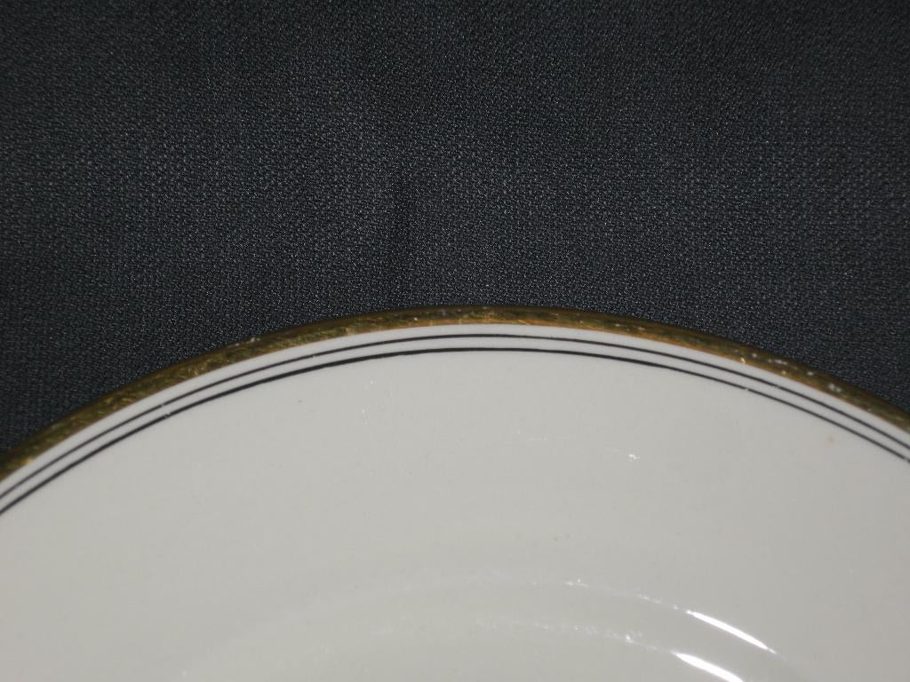 Mosa, roomwit met goudkleurige en zwarte randjes, Antiek en Kunst, Antiek | Servies los, Ophalen of Verzenden