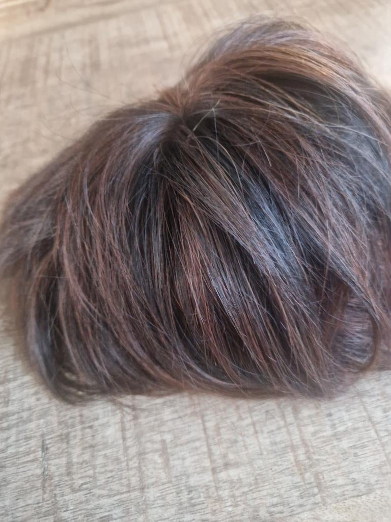 Goede nette pruik, Ophalen of Verzenden, Zo goed als nieuw, Pruik of Haarverlenging