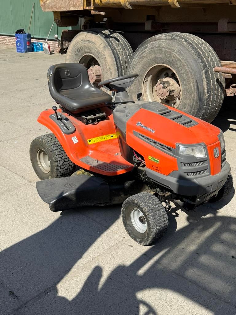 Husqvarna LT151 zitmaaier, Ophalen, Gebruikt, Versnellingen, 90 tot 120 cm
