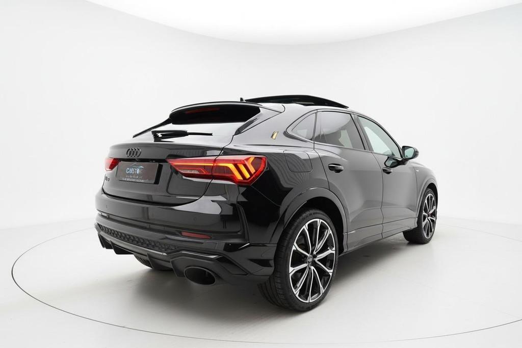 Audi RSQ3 Sportback TFSI RS Q3 PANO VIRTUAL SONOS 360 KEYL, Auto's, Audi, Automaat, Gebruikt, 1675 kg, Zwart