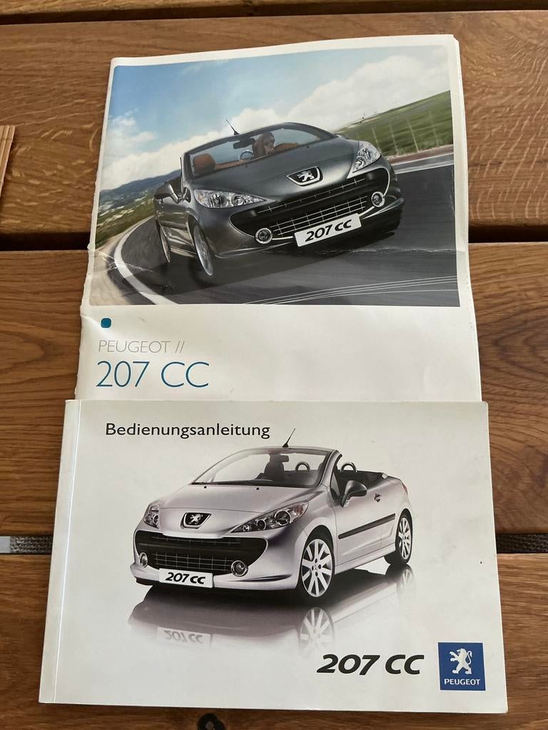 Folder en insructieboekje Peugot 207 CC, Auto diversen, Handleidingen en Instructieboekjes, Ophalen of Verzenden