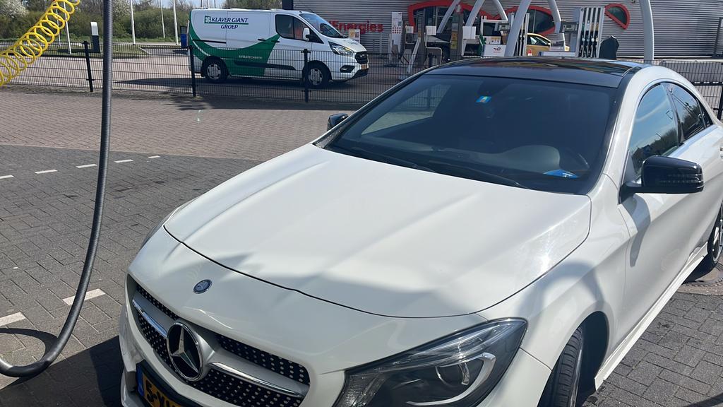 Mercedes-Benz CLA 200 1.6 115KW 7G-DCT (aut) 2013 Wit, Auto's, Mercedes-Benz, 715 kg, Wit, 1595 cc, Sedan