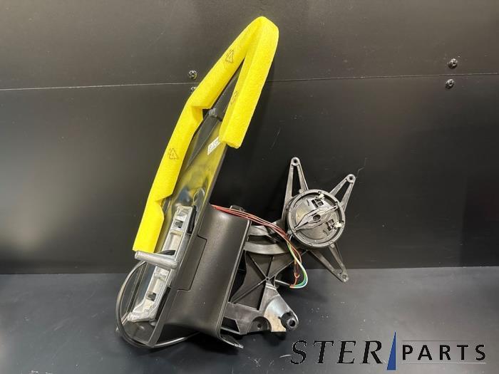 Buitenspiegel rechts van een Mercedes Sprinter, Auto-onderdelen, Spiegels, 12 maanden garantie, -, Nieuw, Ophalen of Verzenden