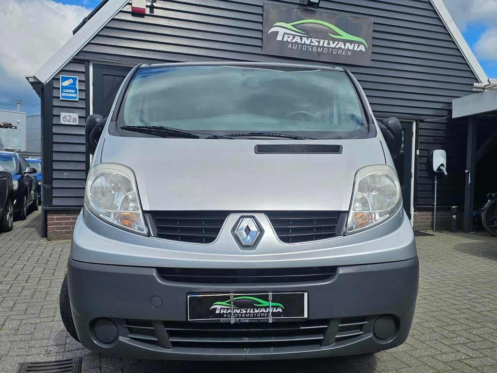 Renault Trafic Passenger 2.0 dCi T27 L1H1 Authentique, Auto's, Renault, 2000 kg, Bedrijf, 9 stoelen, Euro 4