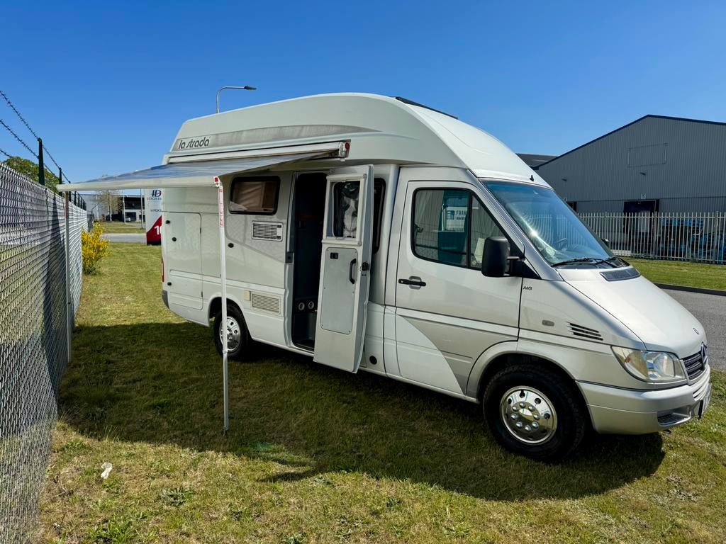 Mercedes Camper, La Strada Nova, 2004, automaat, Caravans en Kamperen, Campers, Bedrijf, tot en met 4, Buscamper of Camperbus