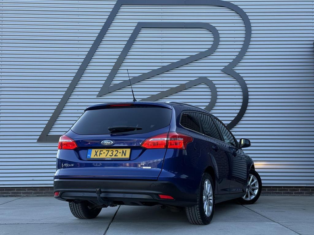 Ford Focus Wagon 1.0 Titanium 1e Eigenaar|Navi|Trekhaak|Clim, Gebruikt, Euro 6, Blauw, Bluetooth