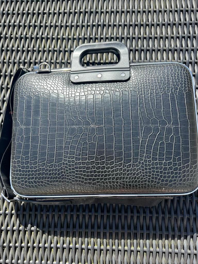 Wenger laptoptas/aktetas met schouderband, Ophalen of Verzenden, 15 inch, Gebruikt, Aktetas