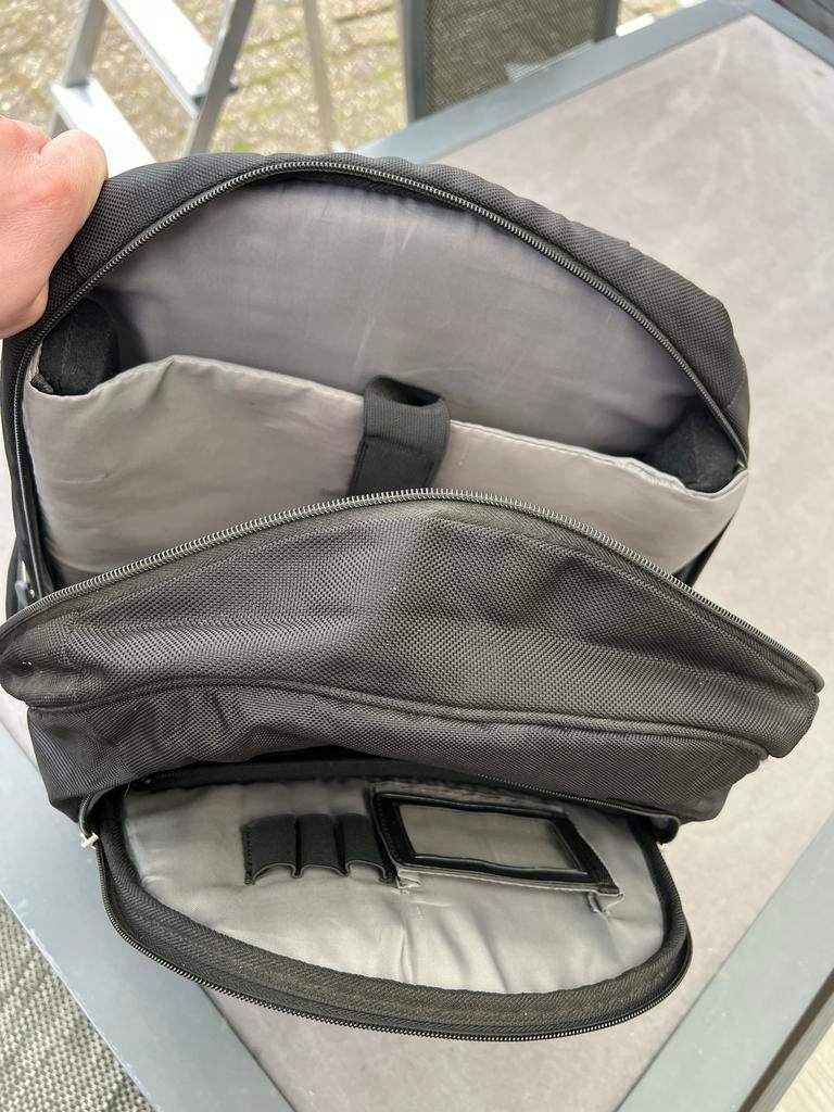 Dell computertas, Computers en Software, Laptoptassen, Ophalen, 15 inch, Gebruikt, Rugzak