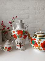 Porseleinen theeservies met bloemmotief, Ophalen of Verzenden