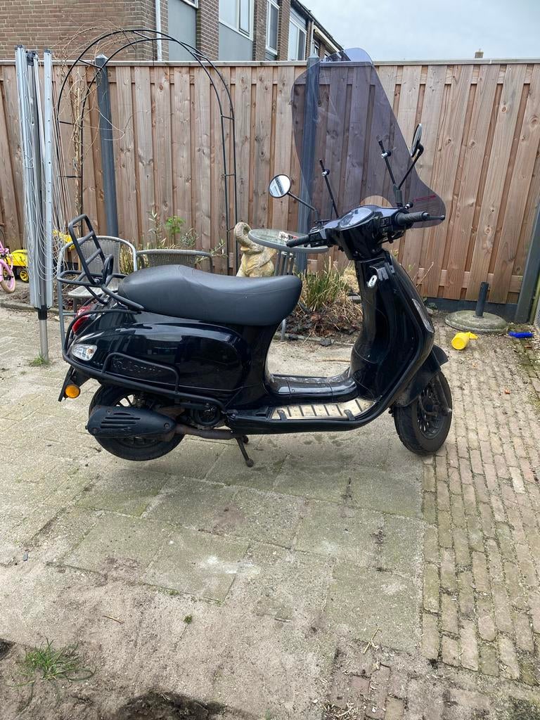 La Souris Sourini S Special Edition Zwart, Fietsen en Brommers, Scooters | Overige merken, Gebruikt, Benzine, Ophalen