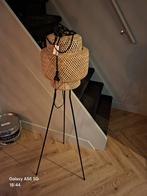 IKEA Sinnerlig Staanlamp - Bamboe en Metaal, Huis en Inrichting, Ophalen, 100 tot 150 cm, Zo goed als nieuw, Bohemian, Scandinavisch, Modern