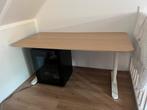 IKEA Bureau MITTZON, Huis en Inrichting, Ophalen, In hoogte verstelbaar, Gebruikt, Bureau