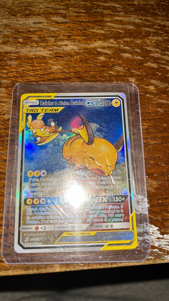 Raichu & Alolan Raichu GX - Zeldzame Pokémonkaart, Hobby en Vrije tijd, Verzamelkaartspellen | Pokémon, Ophalen, Gebruikt, Losse kaart