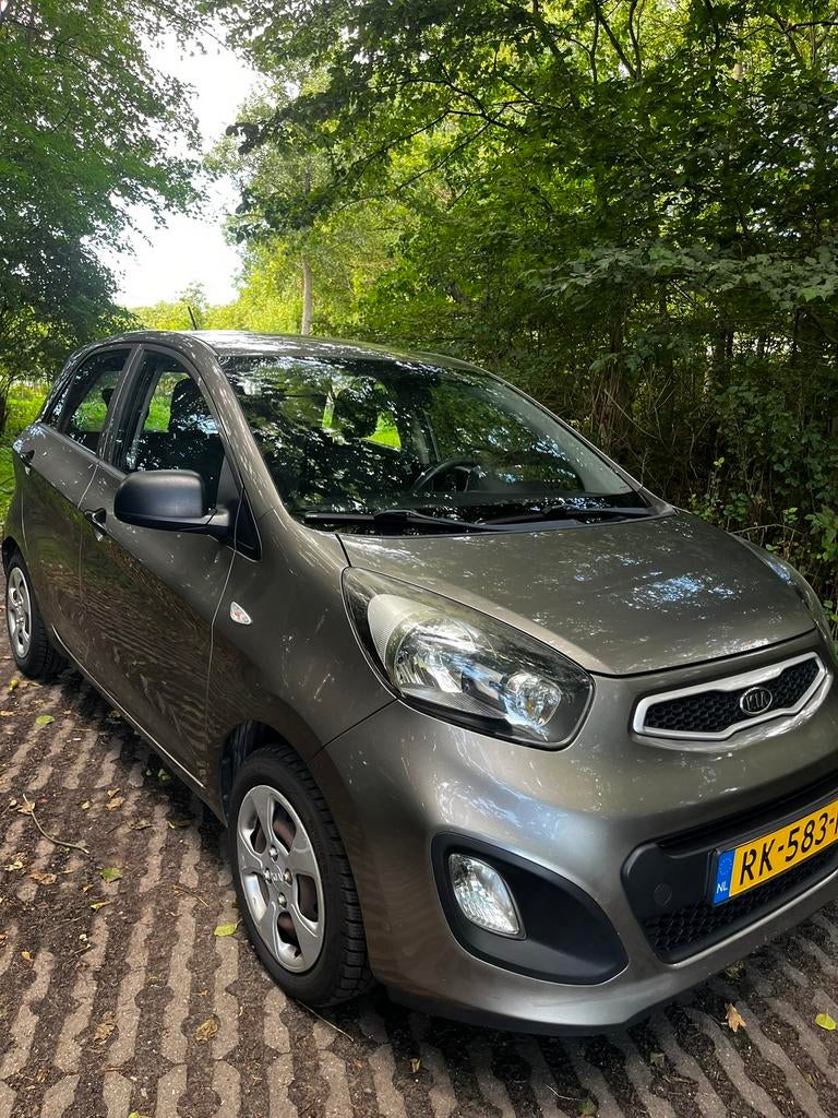 Kia Picanto 1.0 Cvvt 5-DRS 2011 Grijs, Auto's, Voorwielaandrijving, 400 kg, 24 km/l, Handgeschakeld