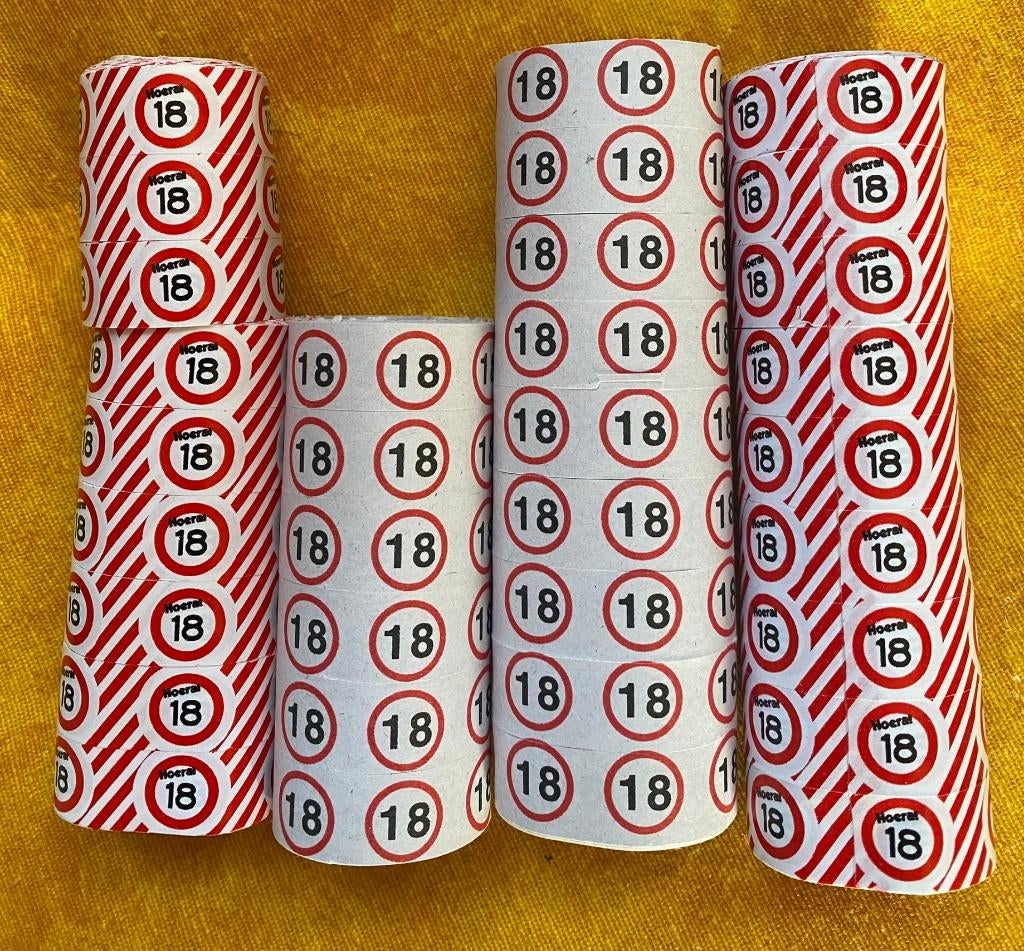 Serpentine "18 jaar", 3,5 rollen, Ophalen of Verzenden, Nieuw, Versiering, Verjaardag