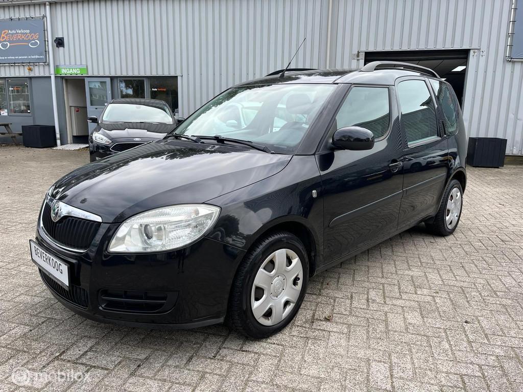 Skoda Roomster 1.4-16V Ambiente Business, Voorwielaandrijving, Gebruikt, Parkeersensor, 4 cilinders