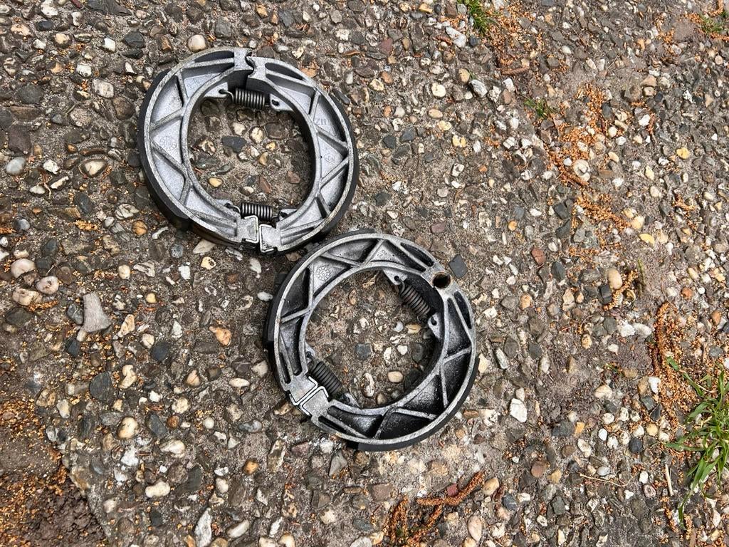 Achterremmen 2 stuks vespa, Fietsen en Brommers, Brommeronderdelen | Algemeen, Ophalen, Zo goed als nieuw, Overige typen