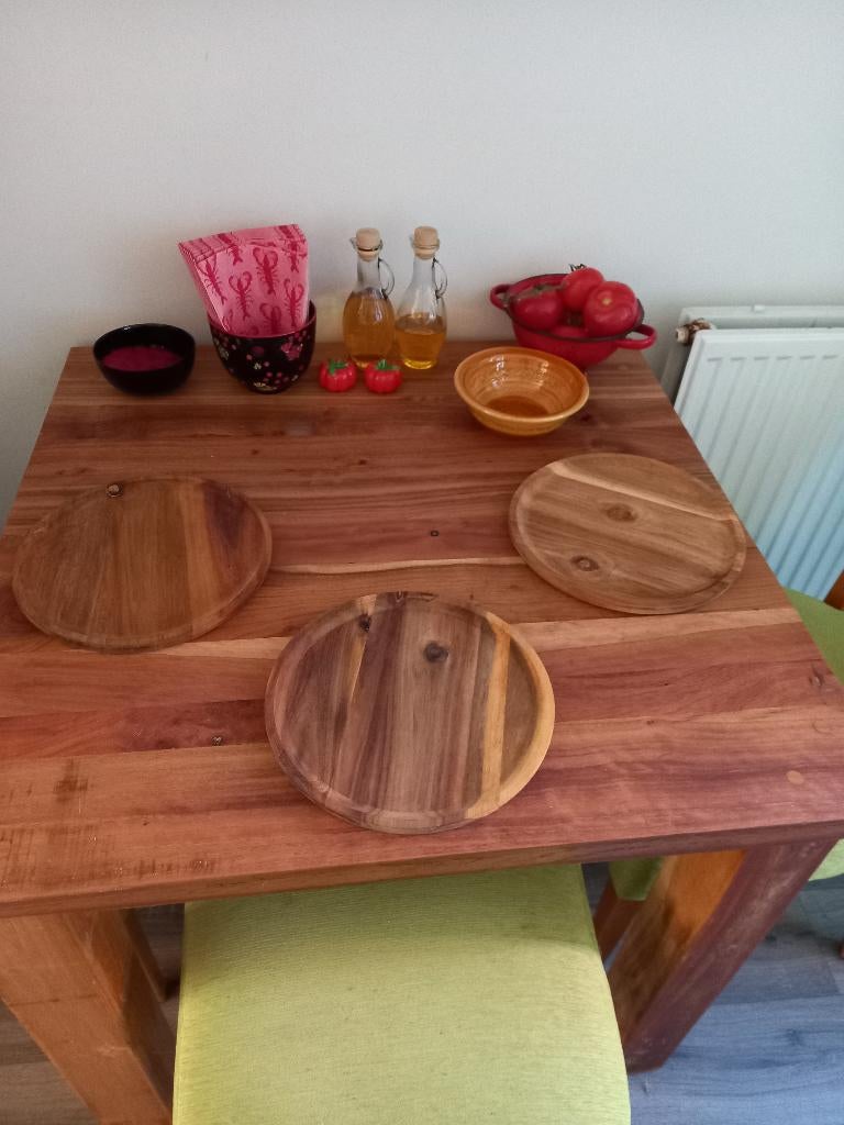 8 Dinerborden / BBQ borden acaciahout, Huis en Inrichting, Keuken | Servies, Overige materialen, Ophalen of Verzenden, Zo goed als nieuw