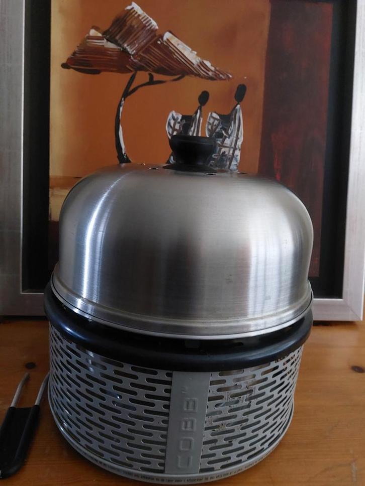 Cobb Pro BBQ  Grijs ( 1 ), Tuin en Terras, Houtskoolbarbecues, Gebruikt, Ophalen of Verzenden