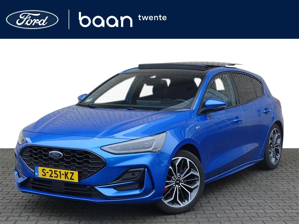 Ford Focus 1.0 Turbo 125pk Mild Hybride ST Line X | Winter P, Auto's, Ford, 12 maanden, Stof, Gebruikt, Blauw