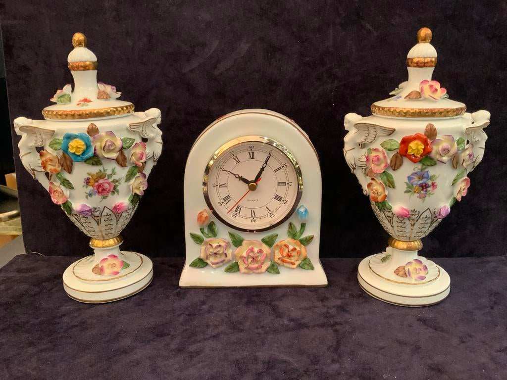 Saksisch Dresden Klokkenstel - 17 cm, Verzenden