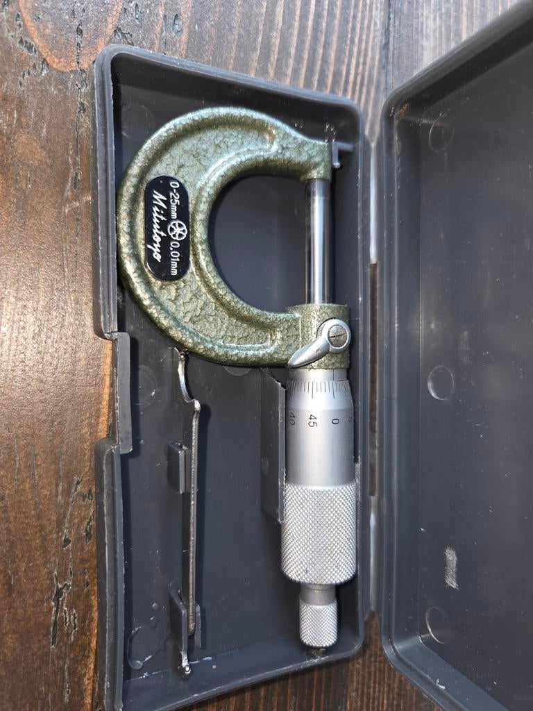 Mitutoyo Micrometer 0-25mm 0.01mm -, Doe-het-zelf en Verbouw, Meetapparatuur, Afstand, Ophalen of Verzenden