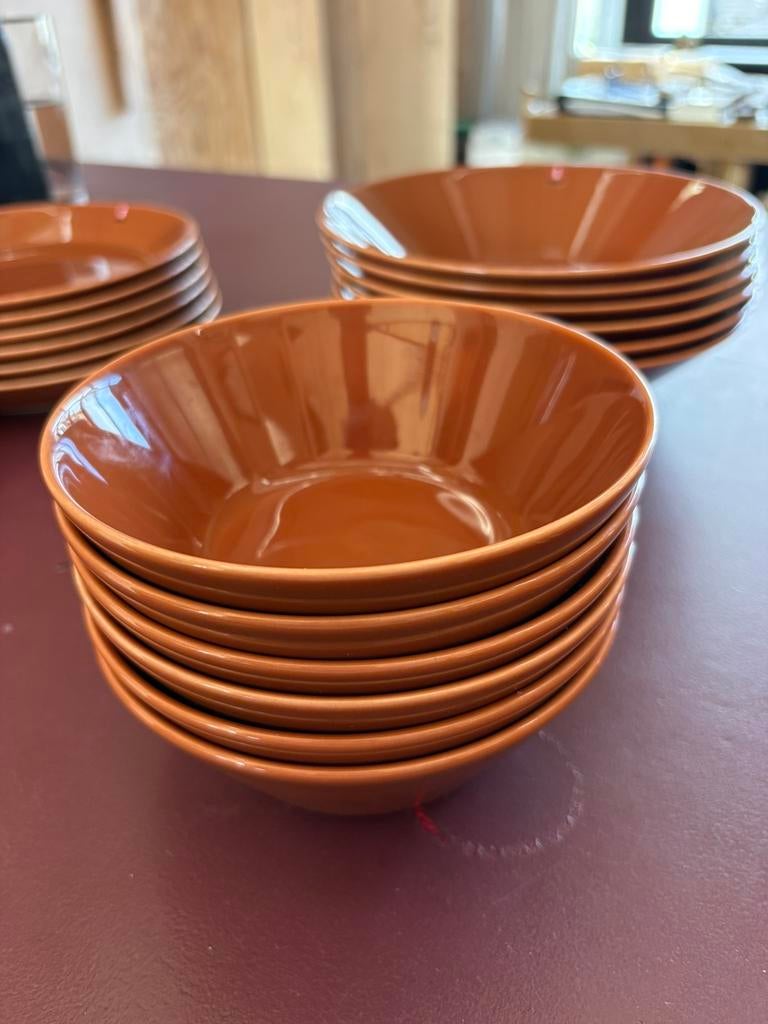 24x Iittala Teema Servies - Vintage bruin / Terracotta, Overige typen, Ophalen of Verzenden, Zo goed als nieuw, Overige stijlen