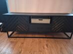 Tv meubel zwart vissengraat mangohout, Huis en Inrichting, Kasten | Televisiemeubels, Ophalen, 150 tot 200 cm, Zo goed als nieuw
