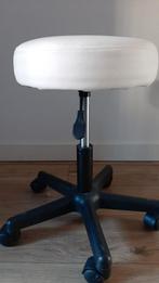 In hoogte verstelbare kruk op wieltjes, Ophalen of Verzenden