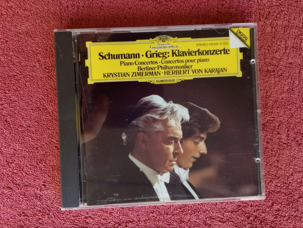 Schumann & Grieg - Klavierkonzerte - Zimerman & Karajan, Gebruikt, Met libretto, Ophalen of Verzenden, Romantiek