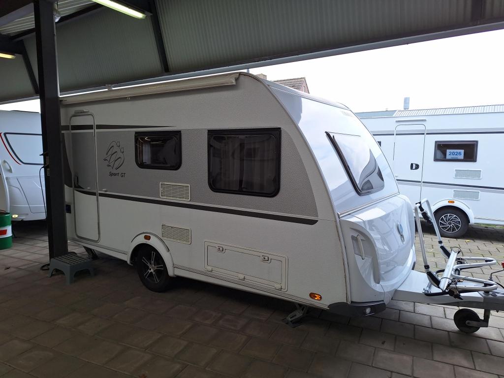 Knaus Sport 420 QD VASTBED / MOVER, Caravans en Kamperen, Bedrijf, Treinzit, 4 tot 5 meter, Knaus