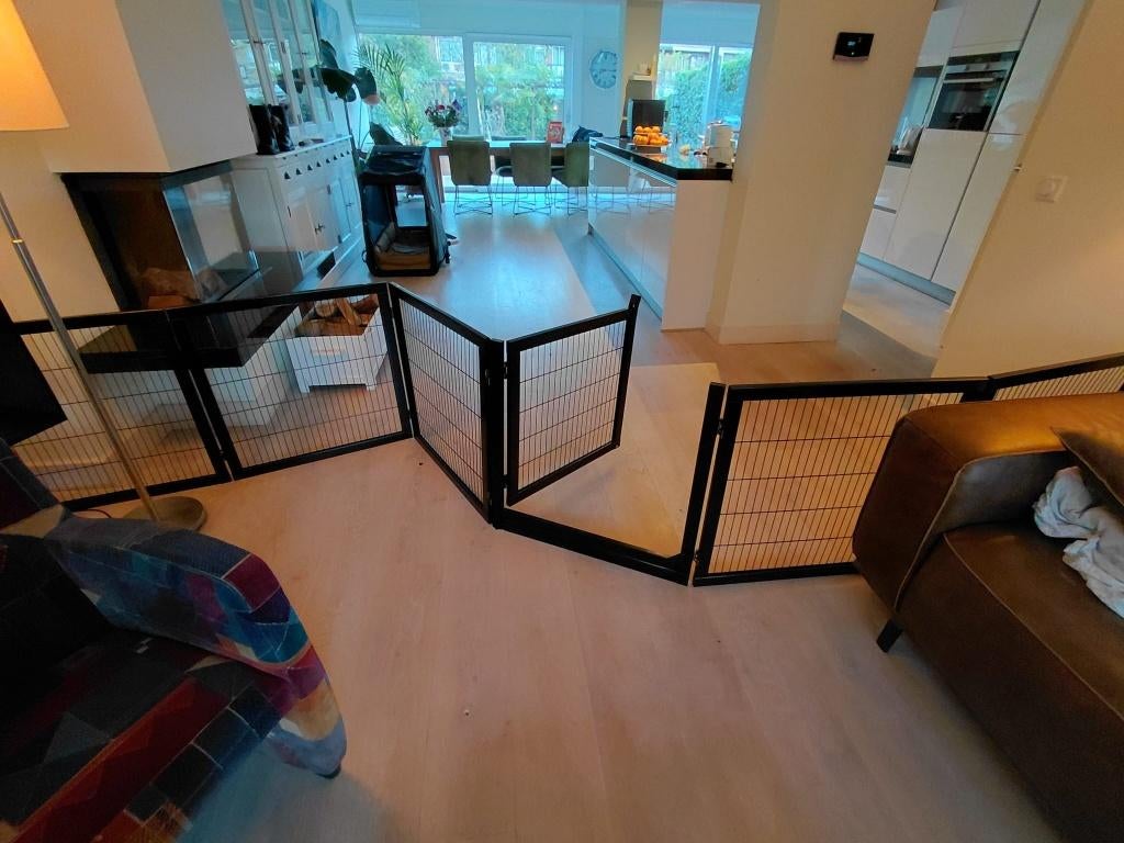 (honden/peuter) hek voor binnen en evt buiten (6 panelen), Ophalen, Zo goed als nieuw