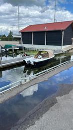 4 Family 530 met suzuki 20 pk nog geen drie jaar oud, Ophalen, Zo goed als nieuw, Overige typen, Motorboot