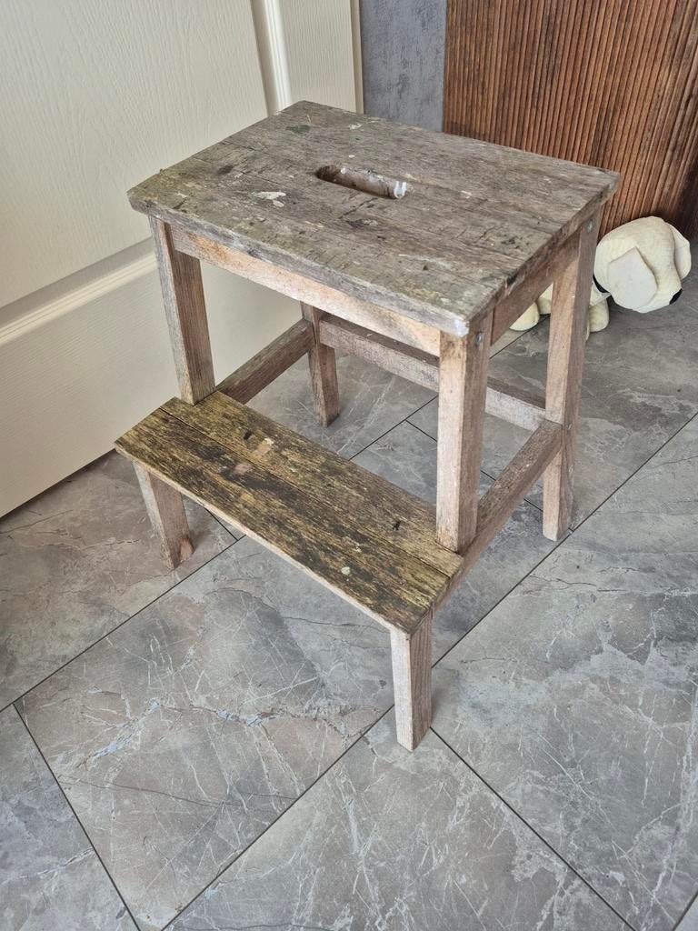 Houten trappetje opstapje, Ophalen, Hout