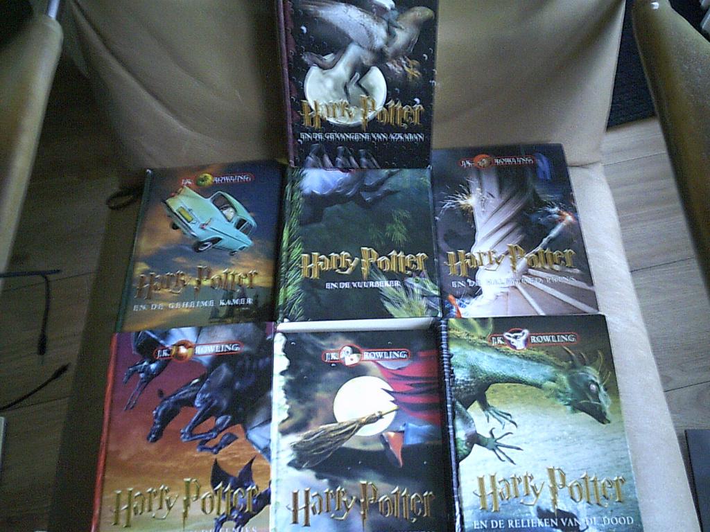 Harry Potter complete serie 7 delen gebonden, Boeken, Ophalen of Verzenden, Gelezen