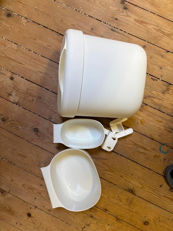 Prullenbak en bakjes voor commode - IKEA, Huis en Inrichting, Woonaccessoires | Prullenbakken, Gebruikt, Kunststof, Minder dan 50 cm