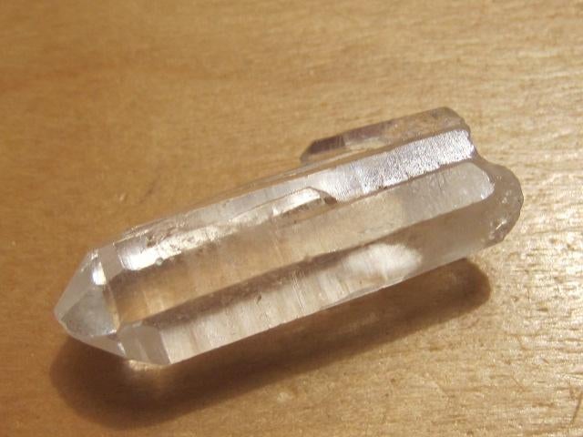 min. 3x ruwe edelsteenpunt BERGKRISTAL (8), Verzenden, Mineraal
