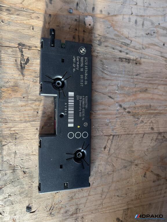 BMW E91 3 serie Diversity Antenne versterker, Auto-onderdelen, Elektronica en Kabels, Gebruikt, Einsteinlaan 5, Rijnswijk, Ophalen of Verzenden