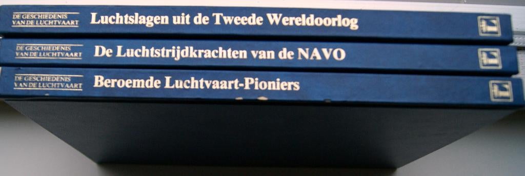 DE GESCHIEDENIS VAN DE LUCHTVAART, Verzamelen, Luchtvaart en Vliegtuigspotten, Verzenden, Zo goed als nieuw, Boek of Tijdschrift