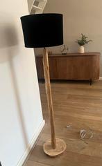 Boomstam lamp met zwarte kap, Ophalen of Verzenden, Gebruikt, Hout, 150 tot 200 cm