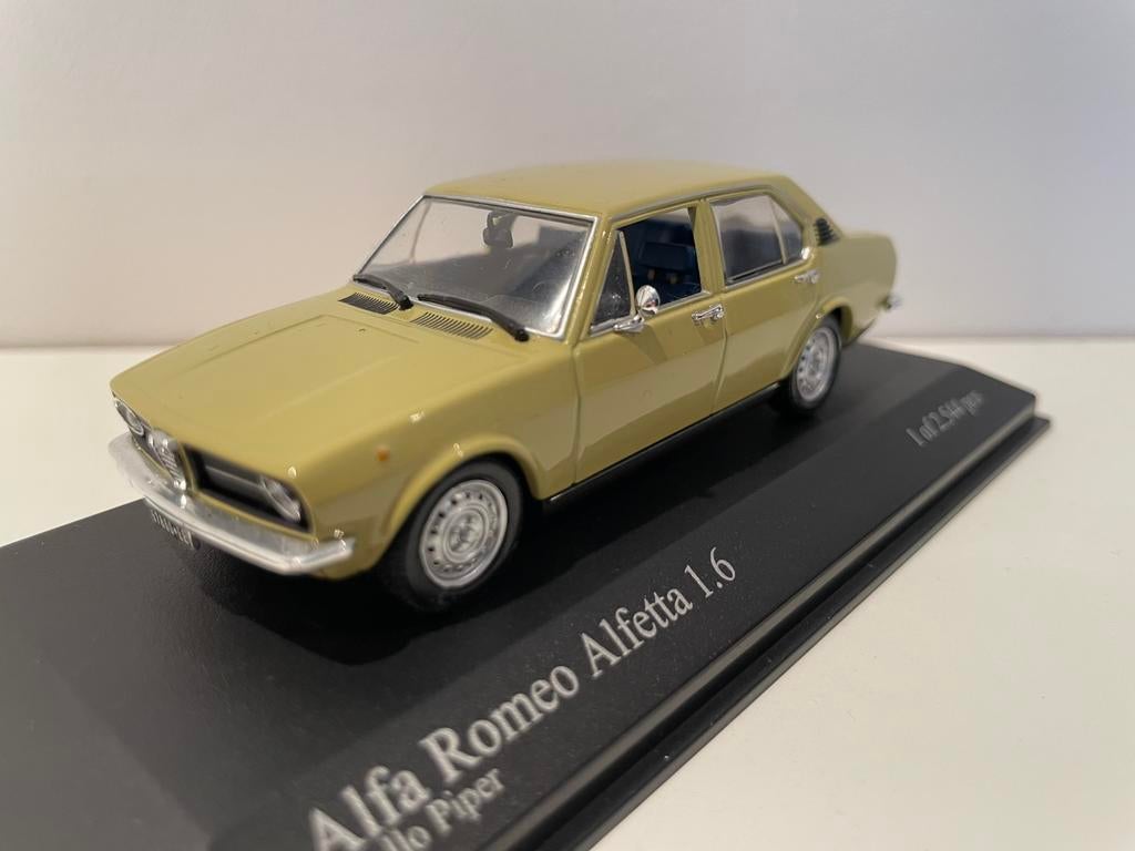 Minichamps Alfa Romeo Alfetta 1.6, Ophalen of Verzenden, Zo goed als nieuw, Auto, MiniChamps