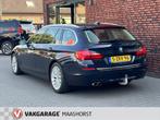 BMW 5-serie Touring 520i Executive ParkeerSensoren/LED/Clima, Automaat, 12 maanden, Gebruikt, Euro 6