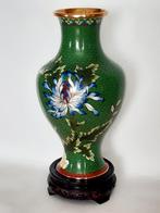 Cloisonne Vaas met standaard, Ophalen of Verzenden