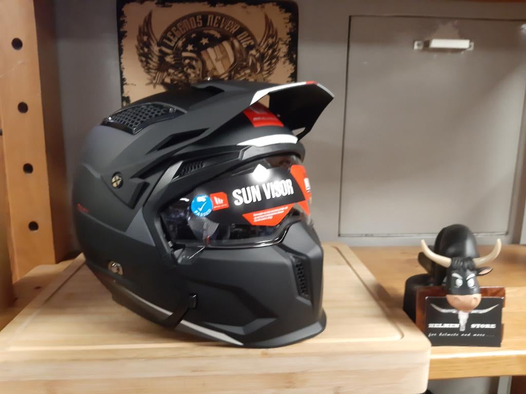 mt streetfighter helm mat zwart XL motor scooter helm nieuw, Motoren, Kleding | Motorhelmen, Dames, Heren, Systeemhelm, XL, Overige merken