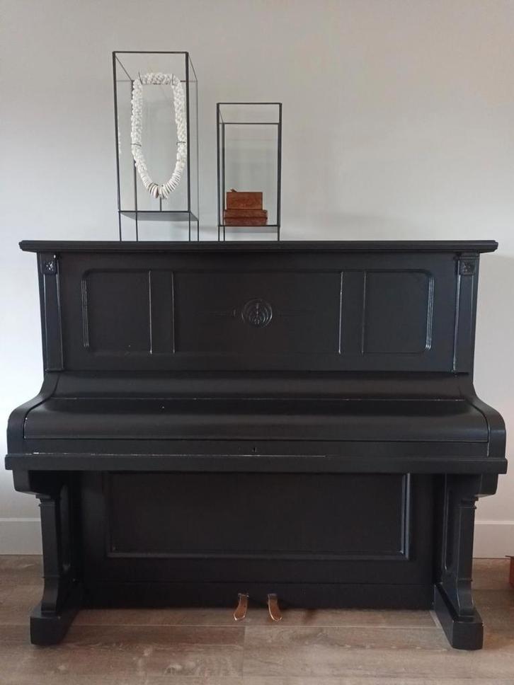 Piano zwart oude piano Felix Krause Berlin, Muziek en Instrumenten, Piano's, Gebruikt, Piano, Zwart, Ophalen