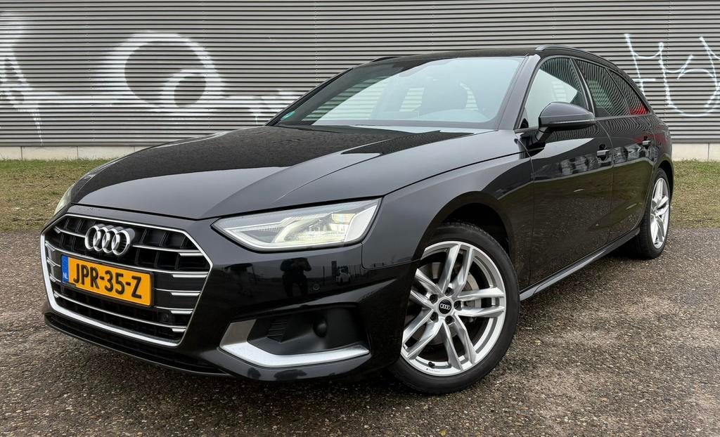 Audi A4 40 TDI S-Line 204PK Quattro B&O/Kuipstoel/Massage/, Auto's, Automaat, 1525 kg, 4 cilinders, A4