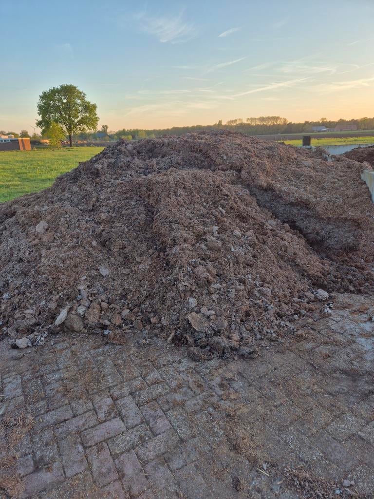 Champost, Ophalen, Tuinaarde