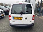 Volkswagen Caddy 1.6 TDI BMT airco cruise, Auto's, Bestelauto's, Voorwielaandrijving, Stof, Gebruikt, Zwart