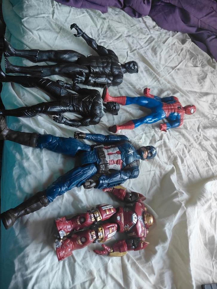 Spider-Man, Captain America, Iron Man en Black Panther actie, Kinderen en Baby's, Speelgoed | Actiefiguren, Gebruikt, Ophalen of Verzenden